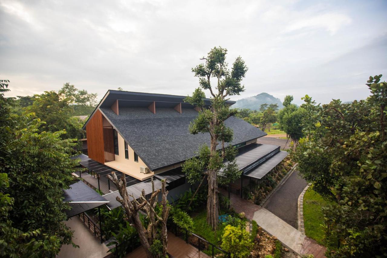 坤西育府 The Chamuang Forest酒店 外观 照片